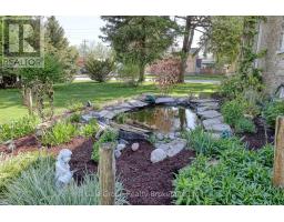 109 HURON STREET - 44