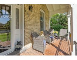 109 HURON STREET - 5