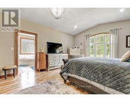 21 CHARLTON STREET - 10