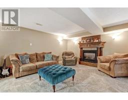 21 CHARLTON STREET - 22