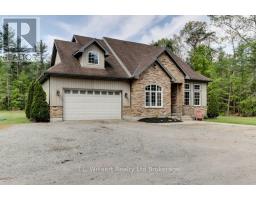21 CHARLTON STREET - 28