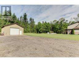21 CHARLTON STREET - 37
