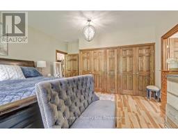 21 CHARLTON STREET - 9