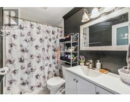 123 - 166 SOUTHDALE ROAD W - 15