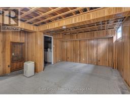 1012B NESBITT CRESCENT S - 18