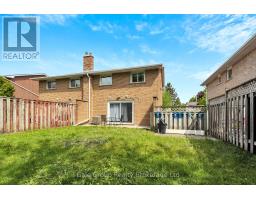 1012B NESBITT CRESCENT S - 22