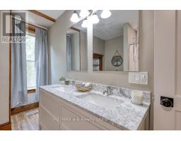 189 ROLPH STREET - 24