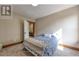 189 ROLPH STREET - 32