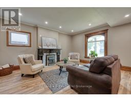 189 ROLPH STREET - 9