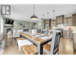 17 AMANDA AVENUE - 10