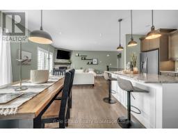 17 AMANDA AVENUE - 11