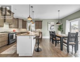 17 AMANDA AVENUE - 13