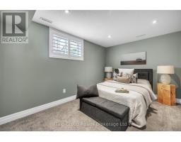 17 AMANDA AVENUE - 23