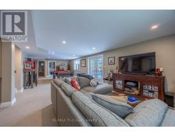 18 BELMONT AVENUE - 25