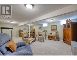 102 WILSON AVENUE - 42