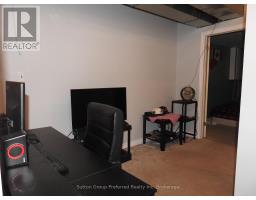31-A LINGWOOD DRIVE - 16