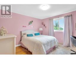 1100 SPRUCEDALE ROAD - 19