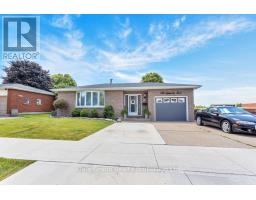 1100 SPRUCEDALE ROAD - 3