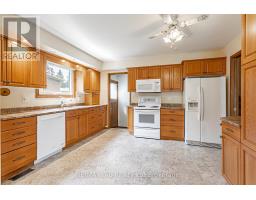 6 KIRWIN DRIVE - 17