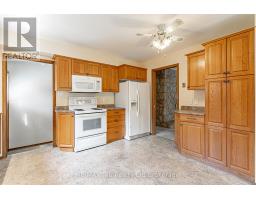6 KIRWIN DRIVE - 18