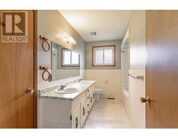 6 KIRWIN DRIVE - 22