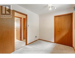 6 KIRWIN DRIVE - 25