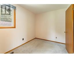 6 KIRWIN DRIVE - 26