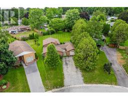 6 KIRWIN DRIVE - 44