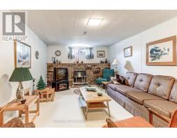 559 LEE AVENUE - 19