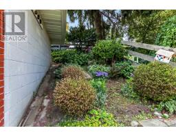 559 LEE AVENUE - 25