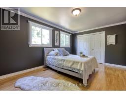 1051 DEVONSHIRE AVENUE - 21