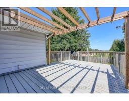 1051 DEVONSHIRE AVENUE - 40