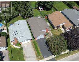 1051 DEVONSHIRE AVENUE - 6
