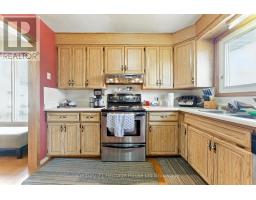 830 ANNE STREET - 11