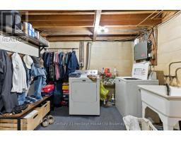 830 ANNE STREET - 24