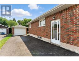 830 ANNE STREET - 25