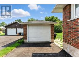 830 ANNE STREET - 26