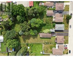 830 ANNE STREET - 35