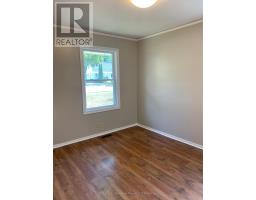 225 ALGONQUIN DRIVE - 5