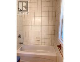 225 ALGONQUIN DRIVE - 7