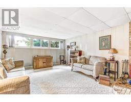 7 & 9 LISGAR COURT - 20