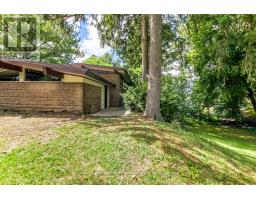 7 & 9 LISGAR COURT - 30