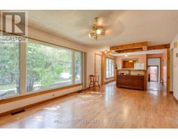 15 PEGGY AVENUE - 13