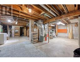 15 PEGGY AVENUE - 19