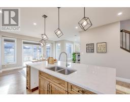 100 GRAYDON DRIVE - 16