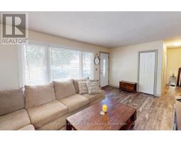 6 ELMWOOD CRESCENT - 3