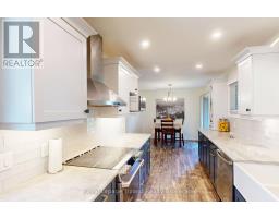 6 ELMWOOD CRESCENT - 9