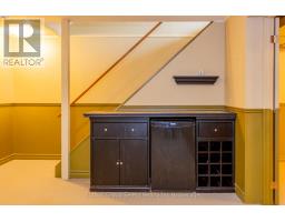 714 GLADSTONE DRIVE - 39