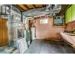 217 SYDENHAM STREET - 19