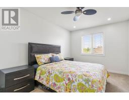 451 FAIRWAY ROAD - 17